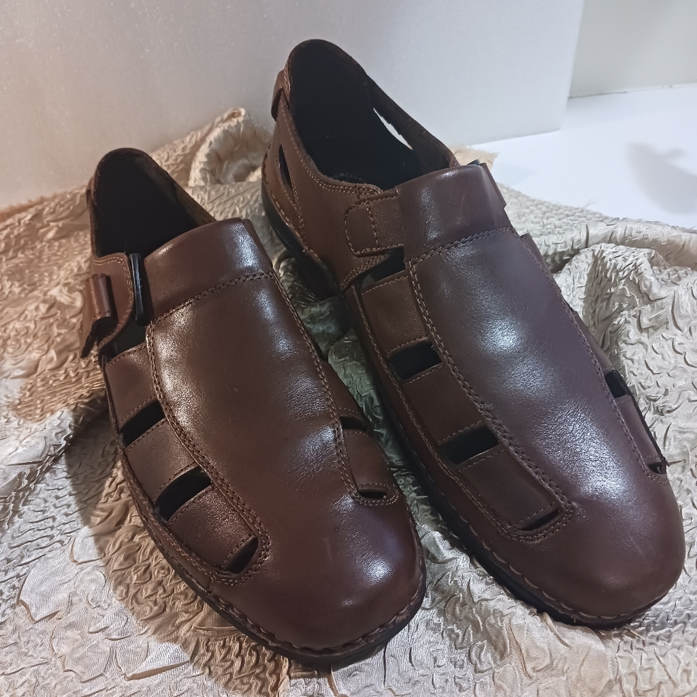 Mens Rockport Brown Leather Hollow Out Fisherman Driver Size 11  Sandal